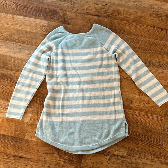 FP Beach Blue Striped Long Sleeve Sweater  A6 - Picture 1 of 4